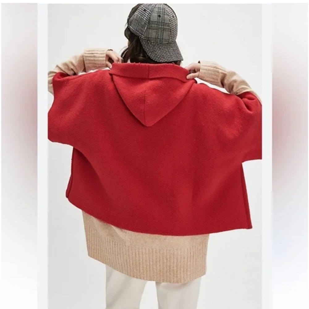 Free people Red Toggle Poncho fits all One Size NWT - Picture 7 of 9
